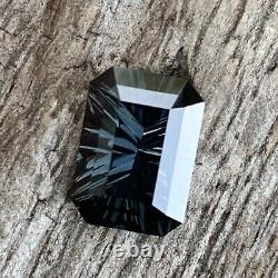 Deep Teal Grey Spinel Concave Cut 1.5 ct Octagon centre Stone for Ring