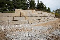 Grand Ledge Stone Faced Concrete Interlocking Blocks Retaining Wall Walling
