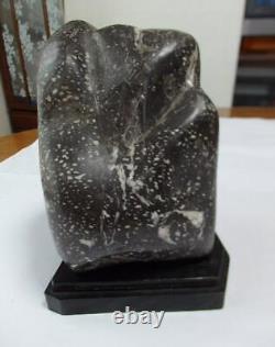 Natural Dark gray stone object, W7.4 x D5.1 x H4.3, 9.5lbs
