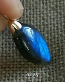 Solid 9ct Gold natural rainbow blue Fiery spectoralite Labradorite pendant Only