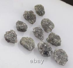 Diamant brut gris naturel non taillé, sans conflit, pour utilisation dans les bijoux.