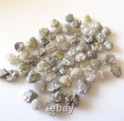 Diamant brut non poli de couleur gris naturel en vrac pour la mère.