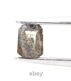 Diamant naturel gris rustique de 0,60ctw avec émeraude étincelante de couleur gris verdâtre taillée en échelons