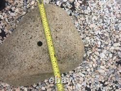 Natural Boulder Stone Percé Pour L'eau De Jardin Caractéristique Etc