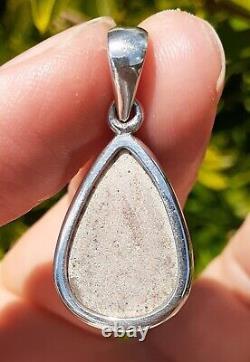 Pendentif en Opale Pierre Précieuse Australienne Bijoux en Argent Sterling Fossile d'Andamooka